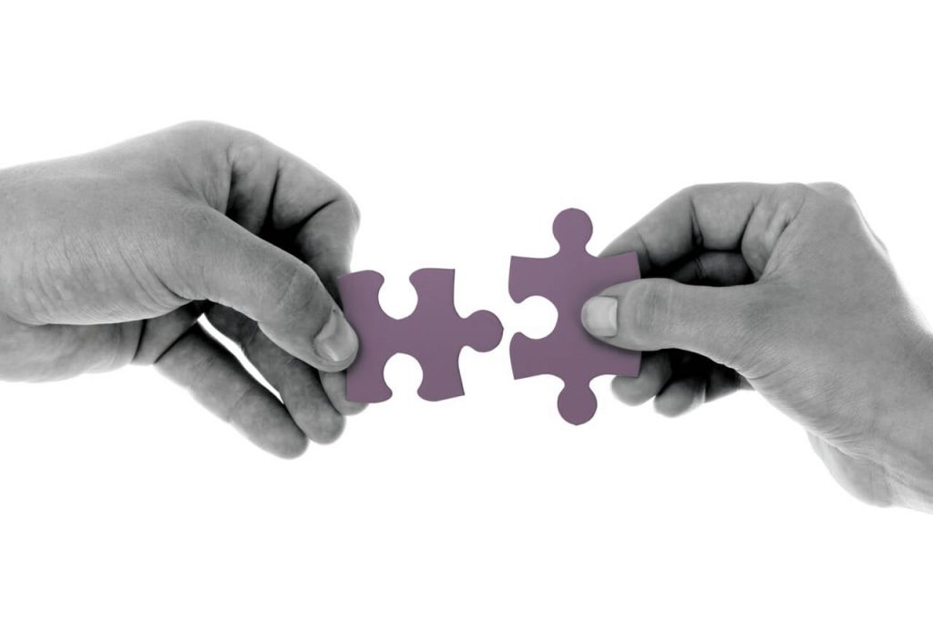 slack-integrations-for-product-managers-stock-jigsaw-pieces-2